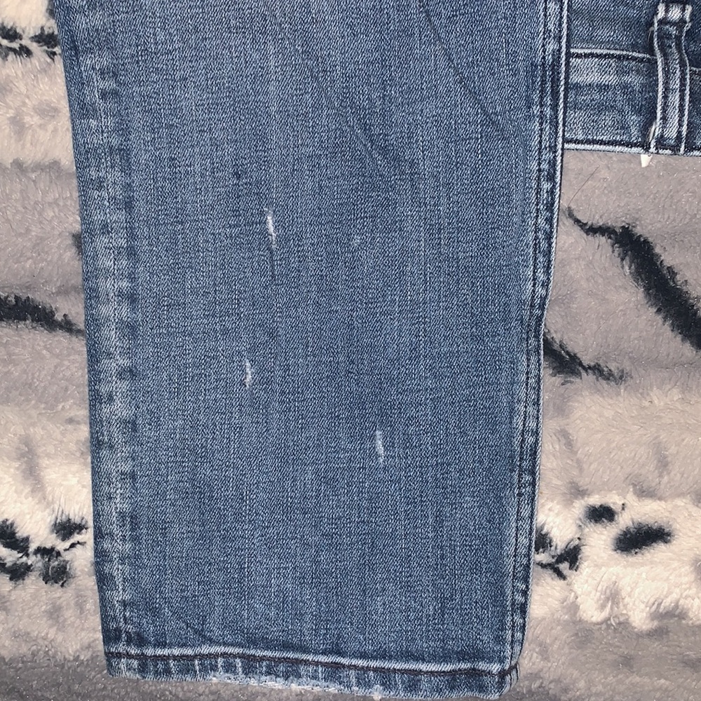 rag & bone DRE Low-Rise Slim Distressed Boyfriend Jeans — 31 - Picture 10 of 14